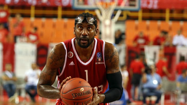 הופעה רשמית ראשונה. אמארה