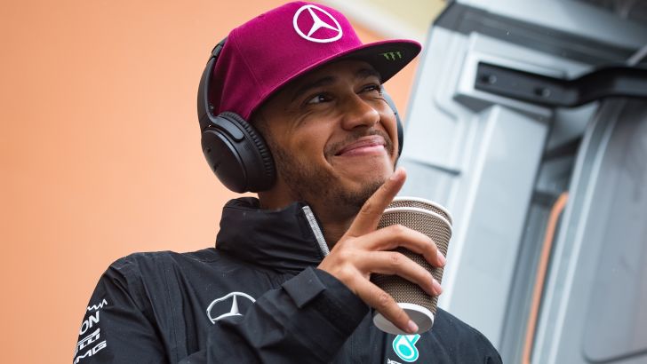 המילטון. עלה למקום השני בדירוג הנהגים