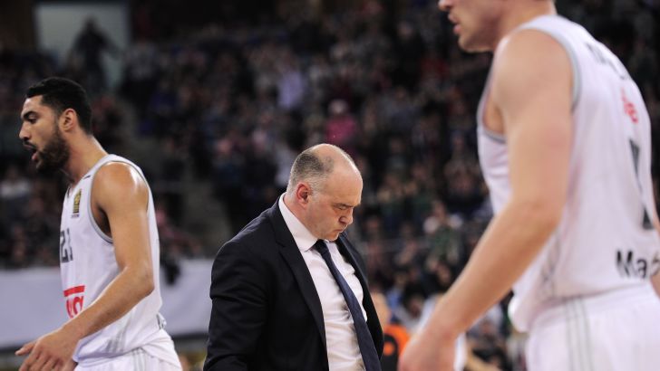 הסתבך. לאסו לא מאמין שהפסיד כך