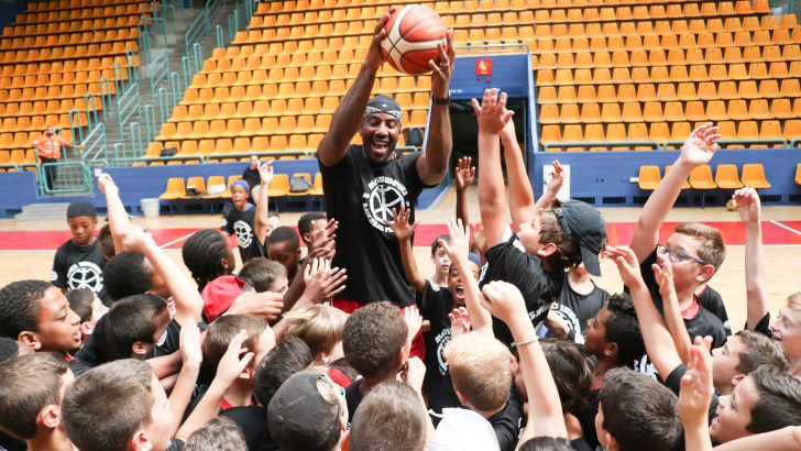 התקבל באהבה. סטודמאייר