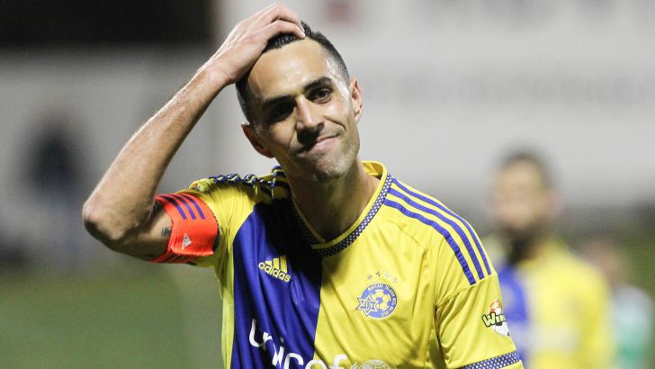 כרגע הכיוון שלו הוא להישאר. זהבי