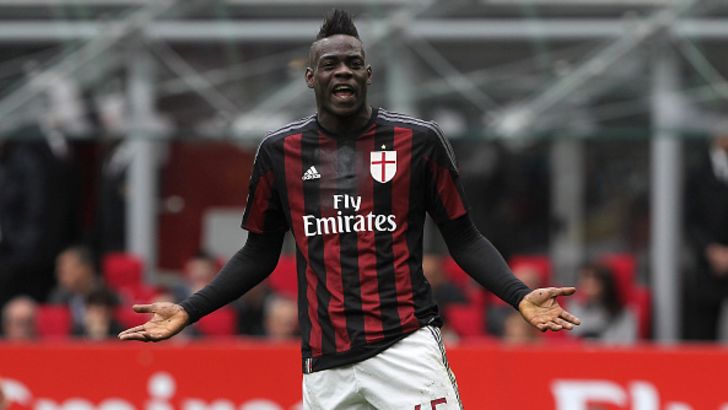 לא מפסיק להסתבך. סופר מריו באלוטלי