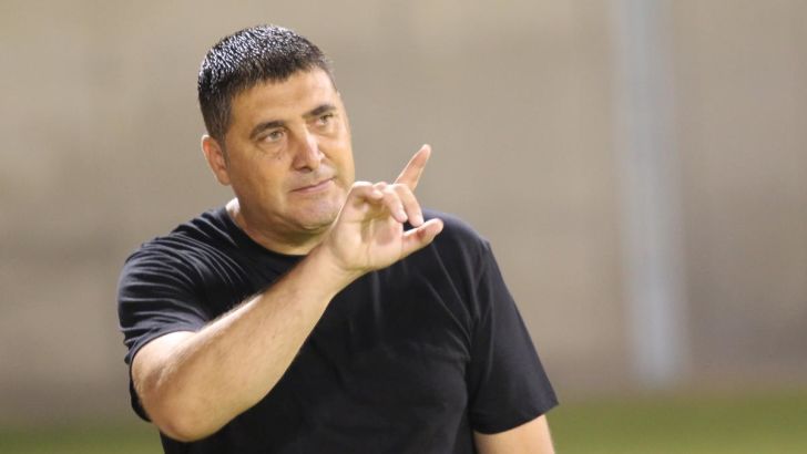 לא מתכוון להרים ידיים. יובל נעים