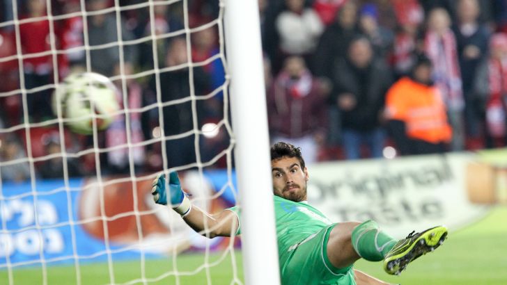 לבקוביץ'. יהיה שוער ראשון או שני?