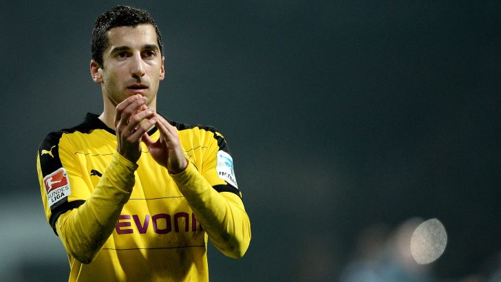 מיקיטריאן. הארמני קרוב לאולד טראפורד