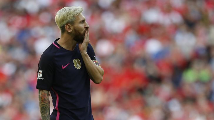 מסי מתקשה לעכל. לא כל יום הוא סופג רביעייה