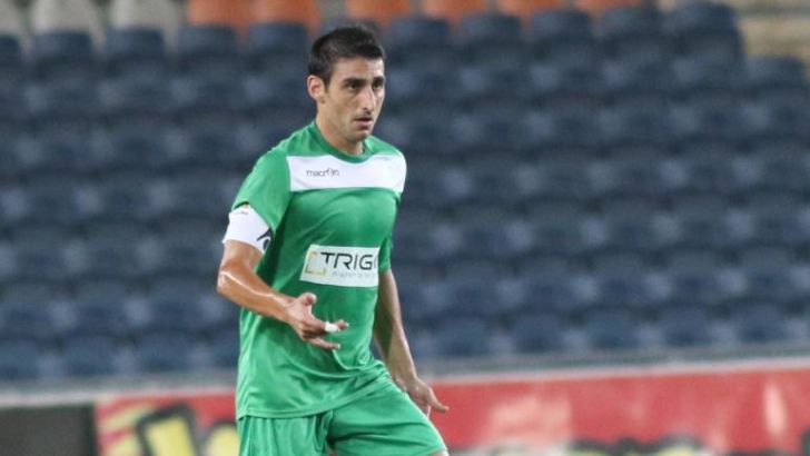 סיימון. בעט בלוח התדריכים