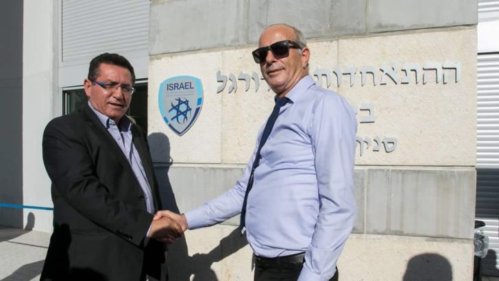 ראש עיריית נשר ועיני. הבית של כולם