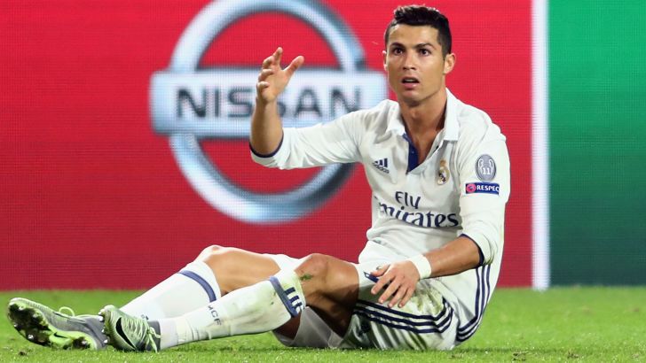 רוצה תמיד לשחק. רונאלדו