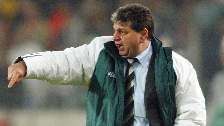 שום. ממליץ לבכר לתקוף בפיראוס