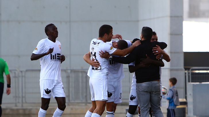 שחקני הפועל רעננה. יסיימו בטעם טוב?