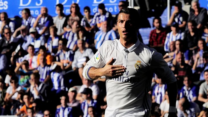 שלושער כדי להרגיע את הרוחות. CR7