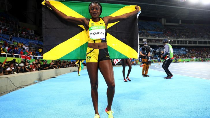 תומפסון חוגגת זהב