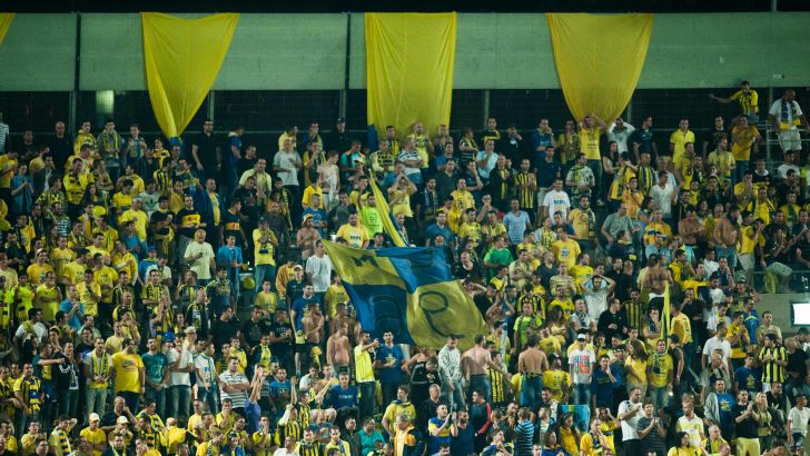 אוהדי מכבי תל אביב. כאגרוף אחד