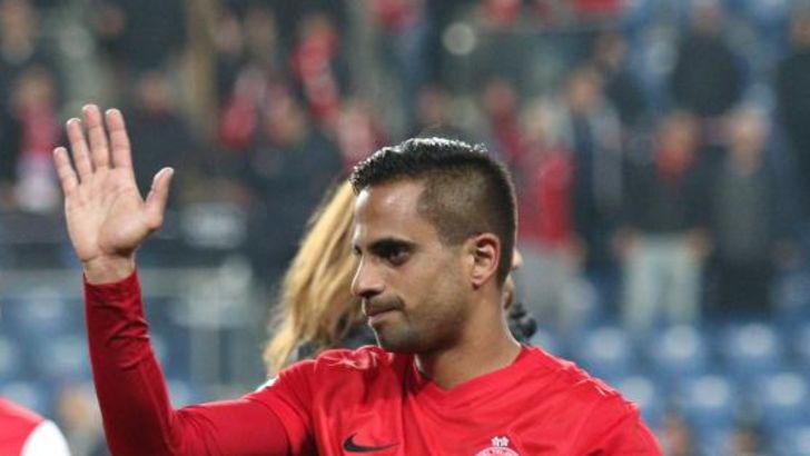 אייל משומר. זוכה לעדיפות