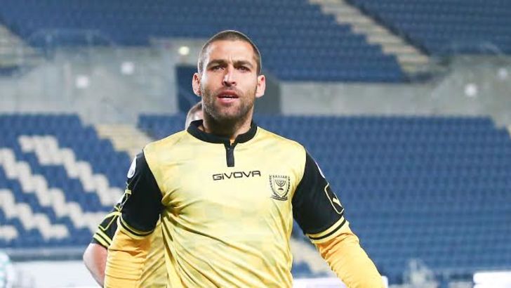 איתי שכטר. בסגל של אלישע