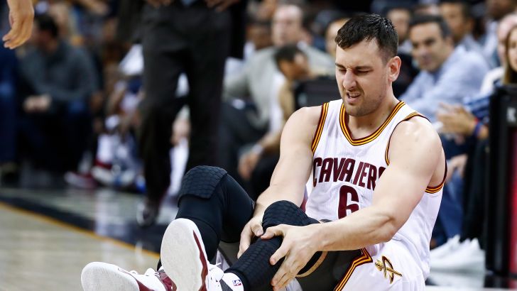 אנדרו בוגוט. חוסר מזל