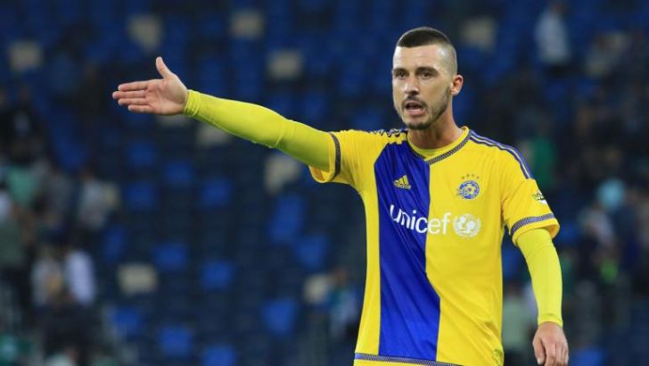 האריס מדוניאנין. עובר לארהב