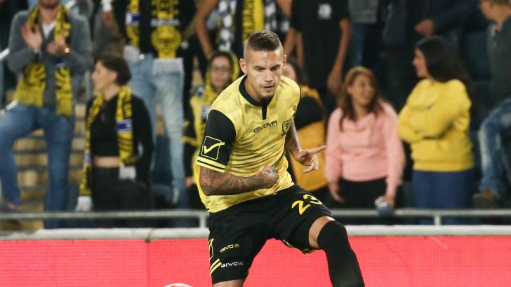 הייסטר. נראה שהוא יחליף את מגבו