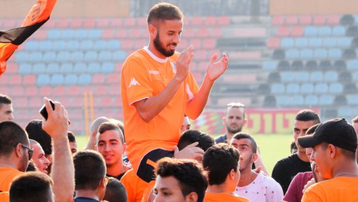 התחיל ברגל ימין בכתום