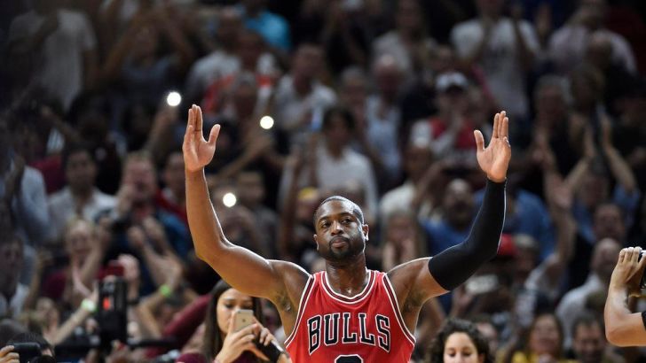 ווייד מודה לקהל במיאמי