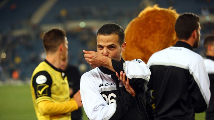 זגורי. בן שמעון היה זה שביקש לצרפו