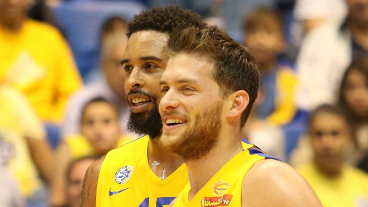 חזר לרוטציה. מקל