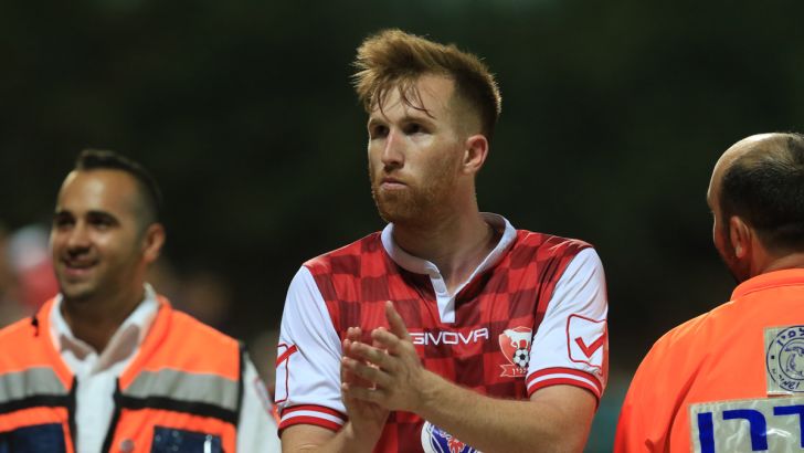 יחכה חצי שנה נוספת. ז'אורז'יניו