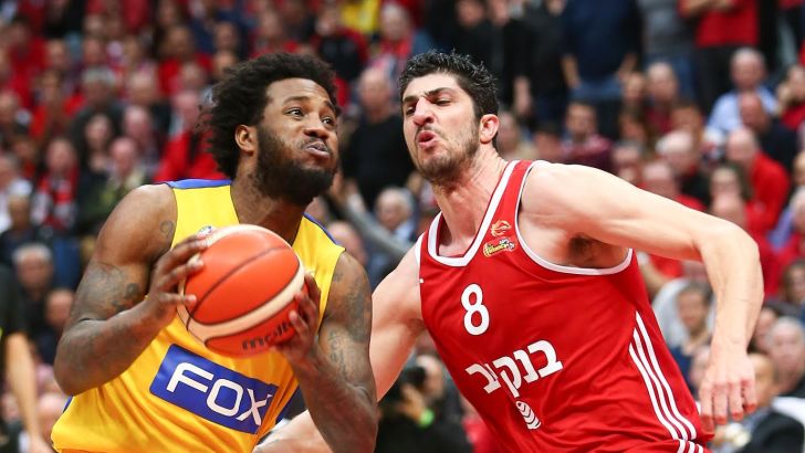 ליאור אליהו מול ויקטור ראד