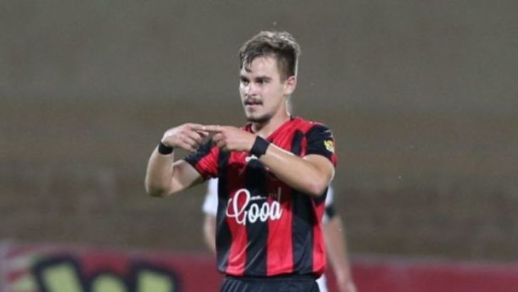 מקסים פלקושצ'נקו. יואב כץ בונה עליו