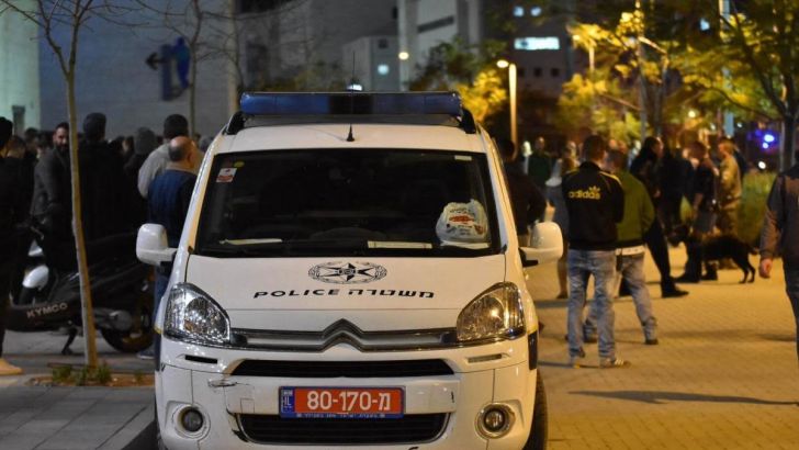 ניידת משטרה