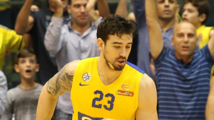 שבר ביד. אלכסנדר