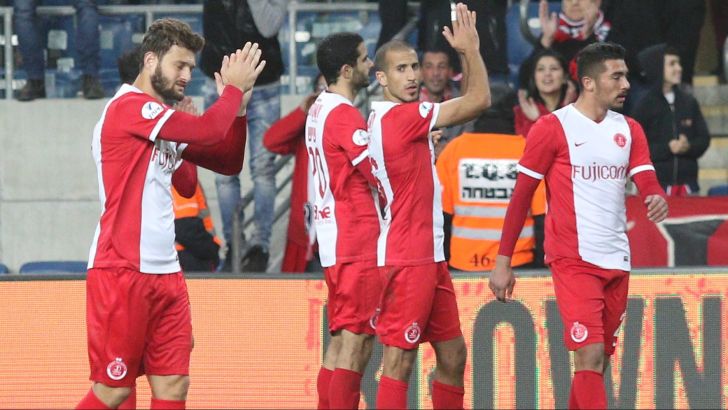 שחקני הפועל מודים לקהל