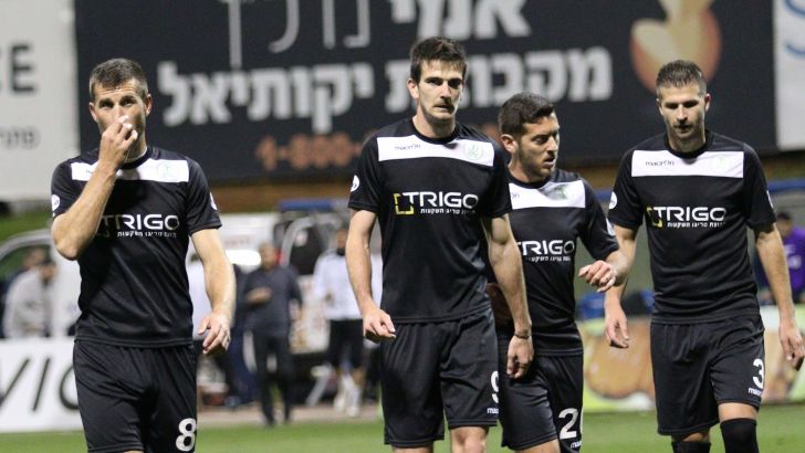 שחקני כפר סבא בפוזה אופיינית