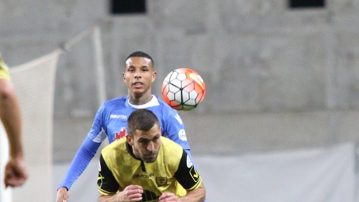 אליסון דוס סנטוס