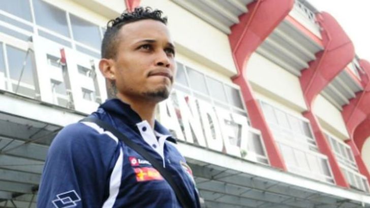 אמילסאר הנריקז