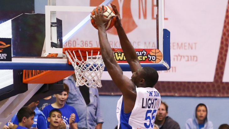 אמאדי אנג'אי