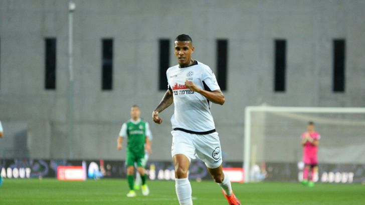 אליסון דוס סנטוס