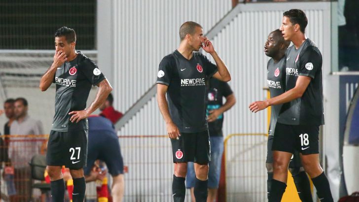 שחקני הפועל תל אביב מאוכזבים