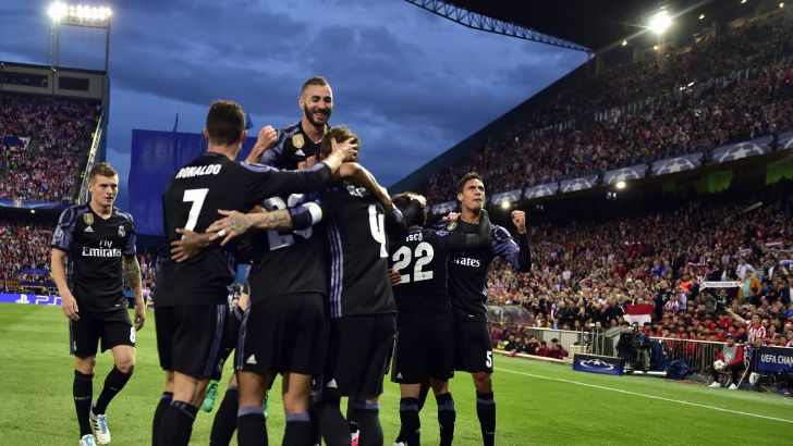 שחקני ריאל מדריד חוגגים