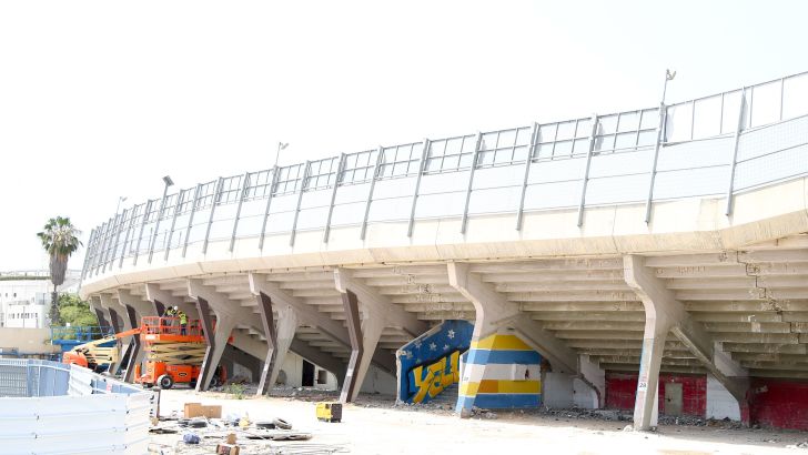 איצטדיון בלומפילד