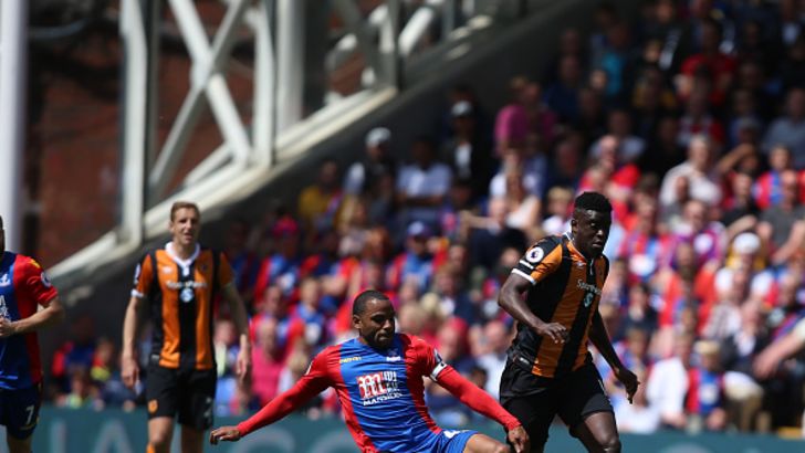 קריסטל פאלאס מול האל