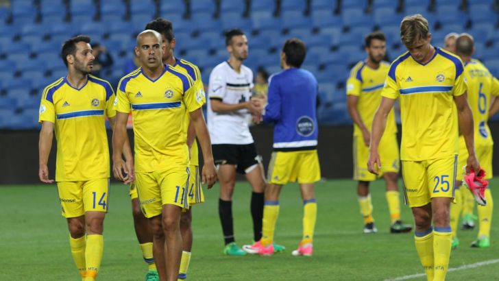 שחקני מכבי תל אביב ודן איינבינדר