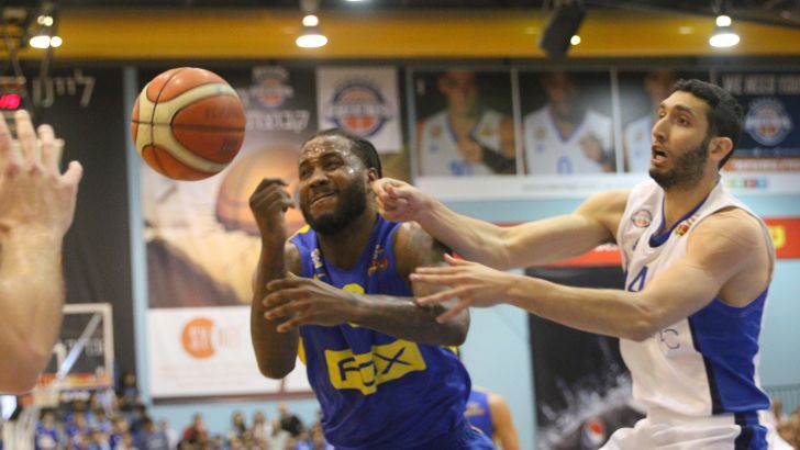 כארם משעור מול ויקטור ראד