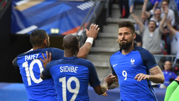 אוליביה ז'ירו חוגג