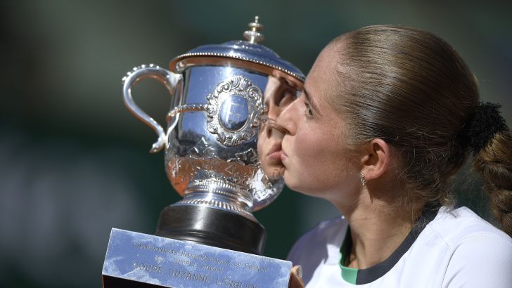 ילנה אוסטפנקו