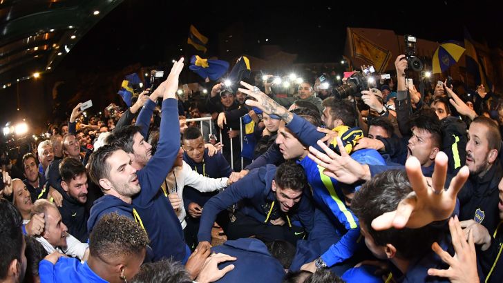 שחקני בוקה חוגגים אליפות