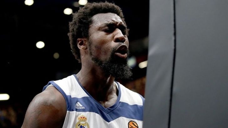 אותלו האנטר