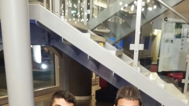 רמי יצחק המנוח ובנו רז