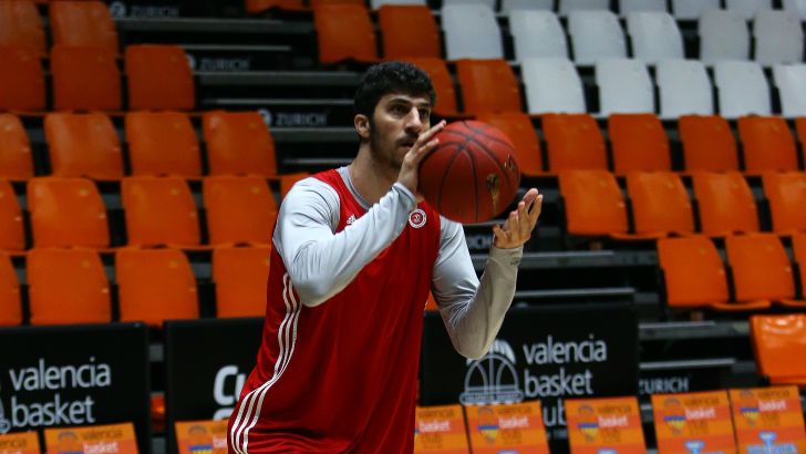 ליאור אליהו